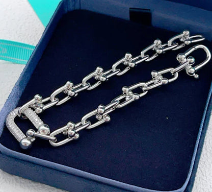 [AuraJewelry] TF HORSESHOE BUCKLE DIAMOND BRACELET