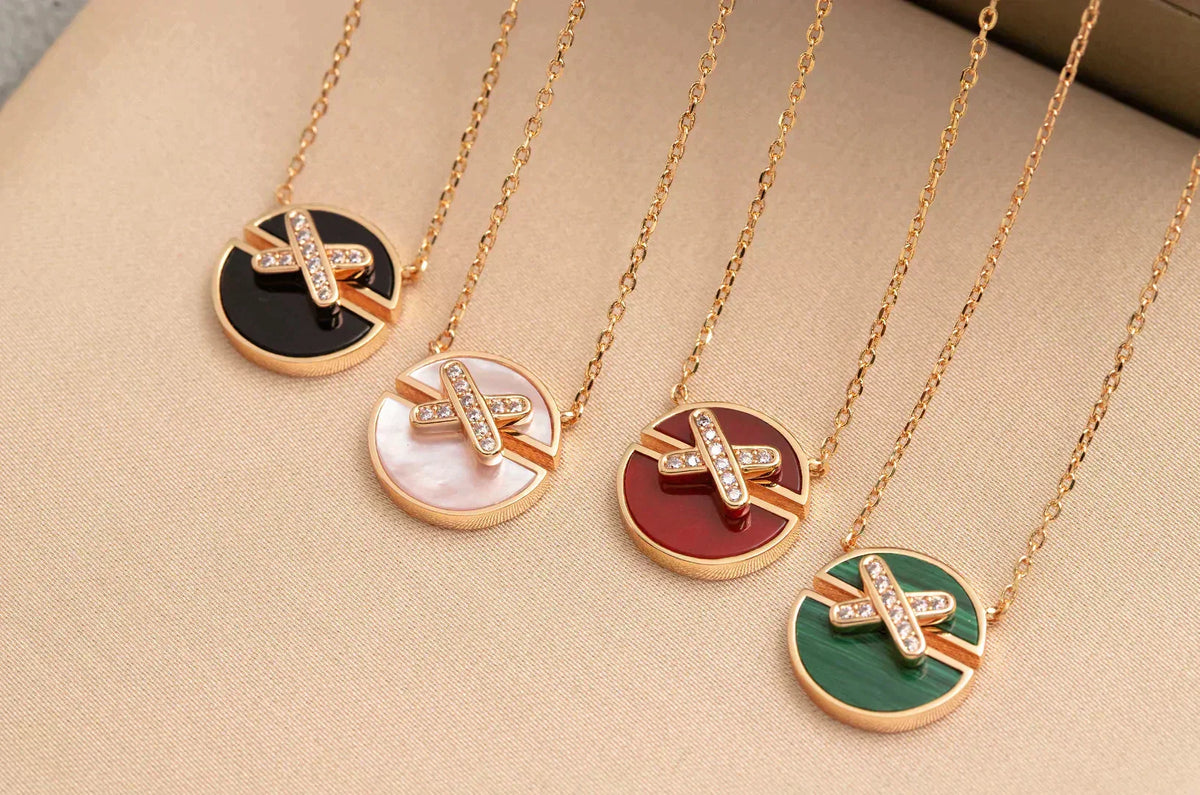 AuraJewelryローズゴールドダイヤモンドネックレス