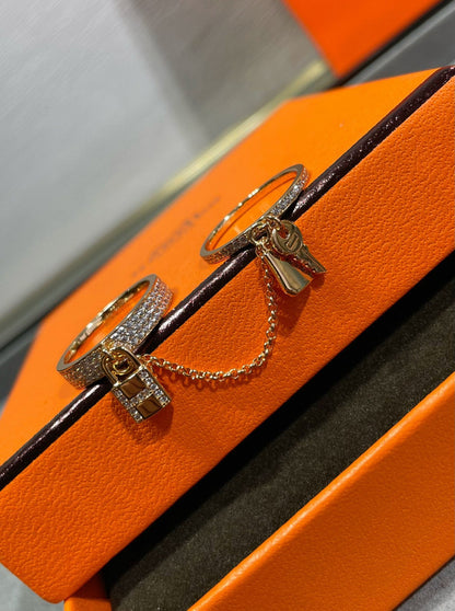 ¡®AuraJewelry¡¯HM KELLY CLOCHETTE DOUBLE RING IN  WITH DIAMONDS