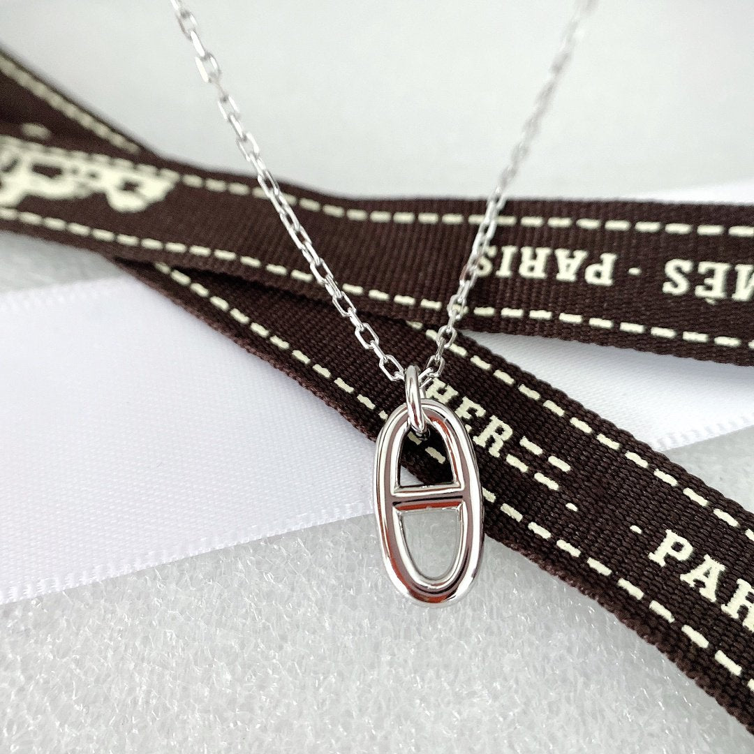 ¡®AuraJewelry¡¯HM PIG NOSE NECKLACE