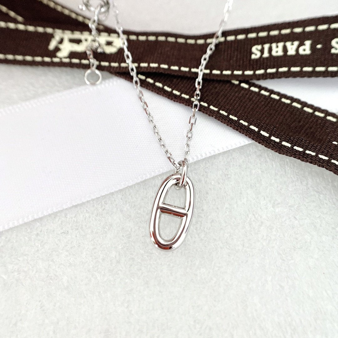¡®AuraJewelry¡¯HM PIG NOSE NECKLACE