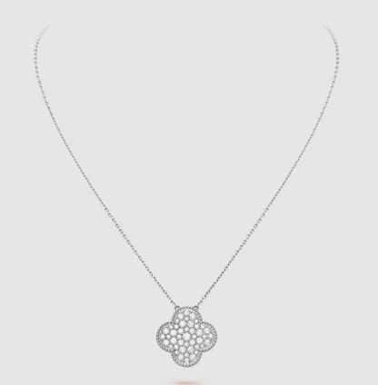 ¡®AuraJewelry¡¯CLOVER 25MM LARGE PENDANT DIAMOND PAVED SILVER NECKLACE