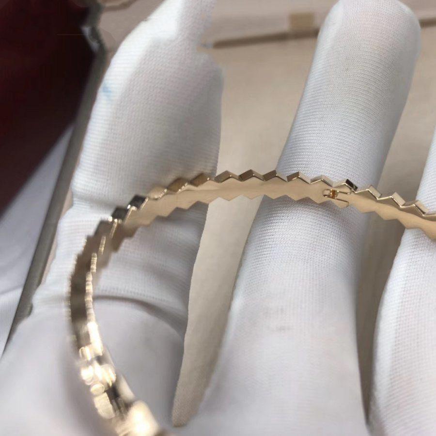 ¡®AuraJewelry¡¯BEE LOVE GOLD BRACELET