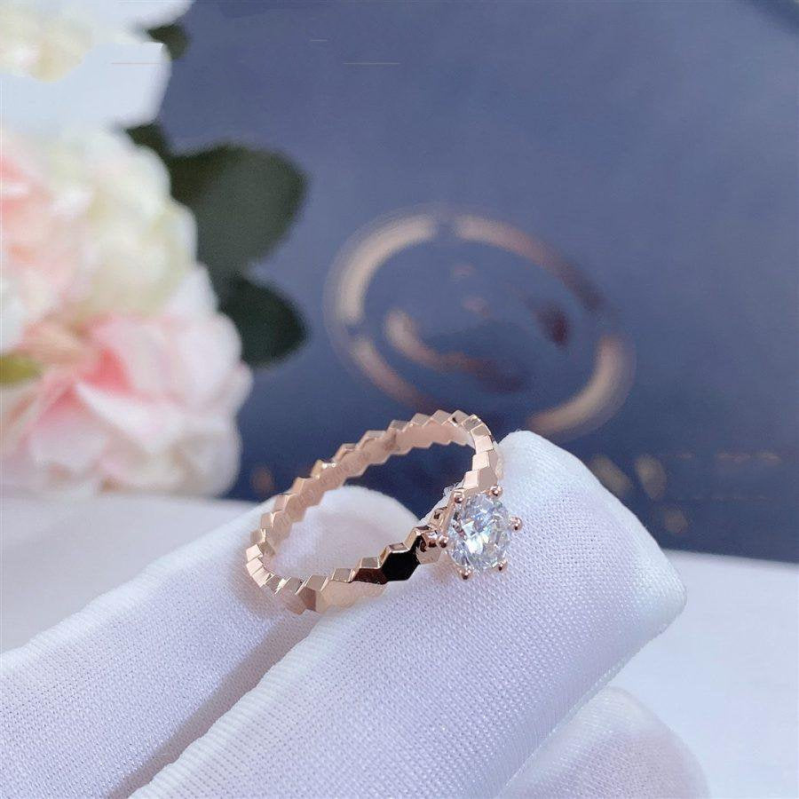 ¡®AuraJewelry¡¯BEE LOVE RING PINK GOLD 1 DIAMOND