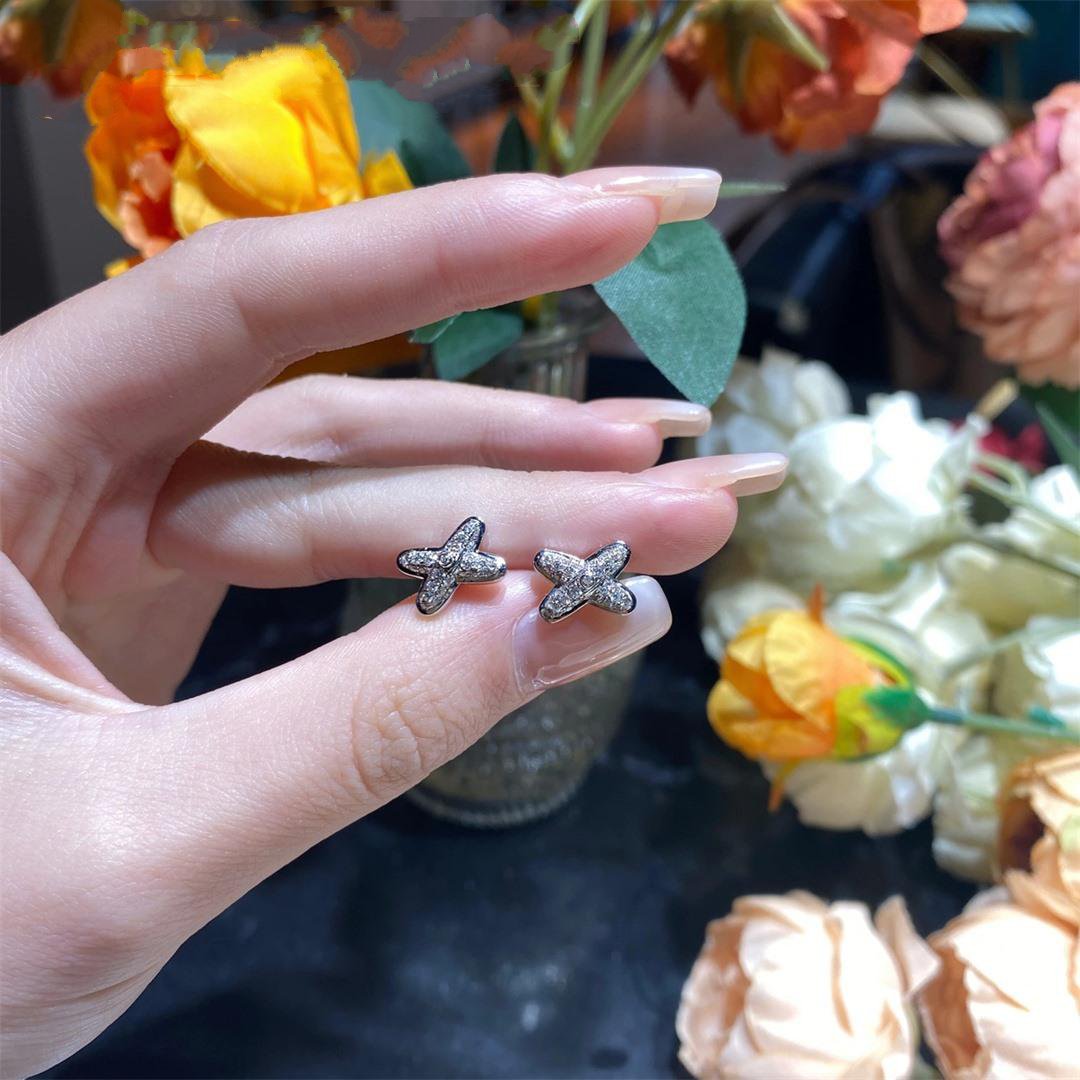 ¡®AuraJewelry¡¯JEUX DE SILVER DIAMOND EARRINGS