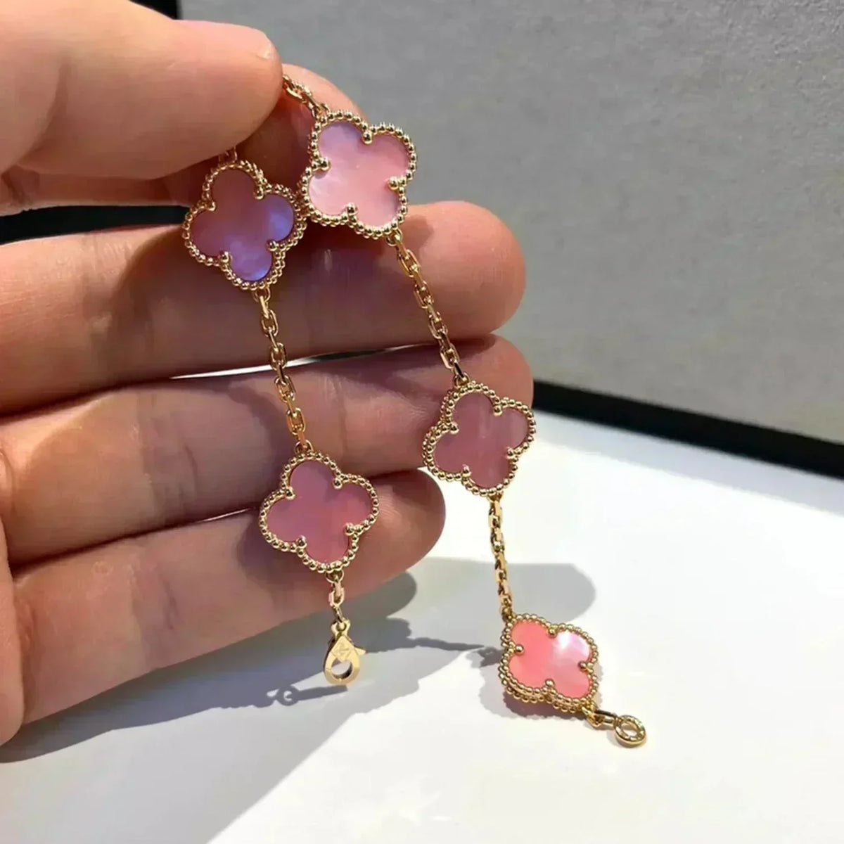 [AuraJewelry]新作 クローバー 5モチーフ ピンクマザーオブパール ブレスレットコレクション