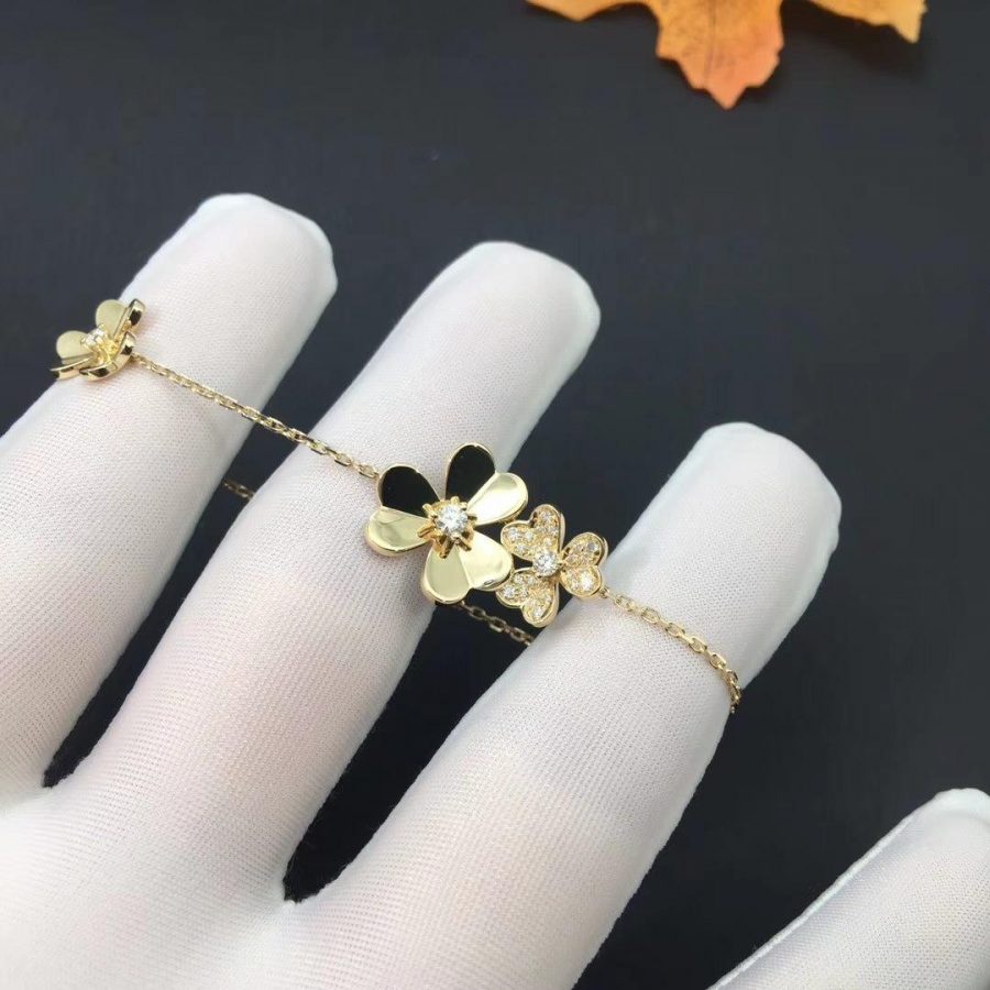¡®AuraJewelry¡¯FRIVOLE GOLD 5 FLOWERS BRACELET