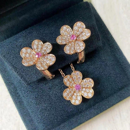 ¡®AuraJewelry¡¯FRIVOLE ROSE GOLD FLOWER DIAMOND NECKLACE