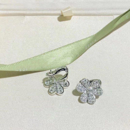 ¡®AuraJewelry¡¯FRIVOLE SILVER FLOWER DIAMOND EARRINGS