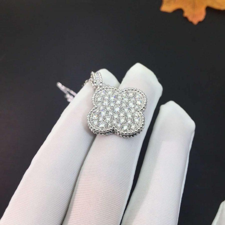 ¡®AuraJewelry¡¯CLOVER 25MM SILVER FULL DIAMOND BIG CLOVER NECKLACE