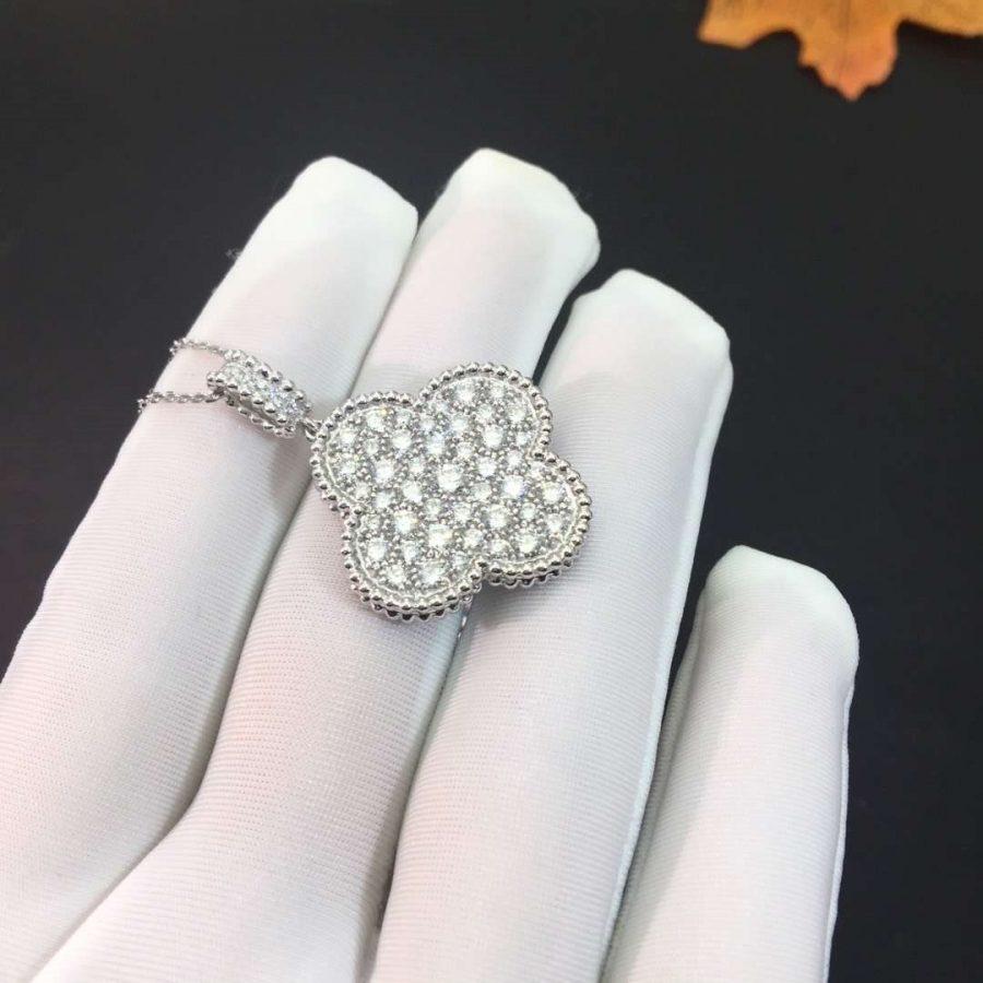 ¡®AuraJewelry¡¯CLOVER 25MM SILVER FULL DIAMOND BIG CLOVER NECKLACE