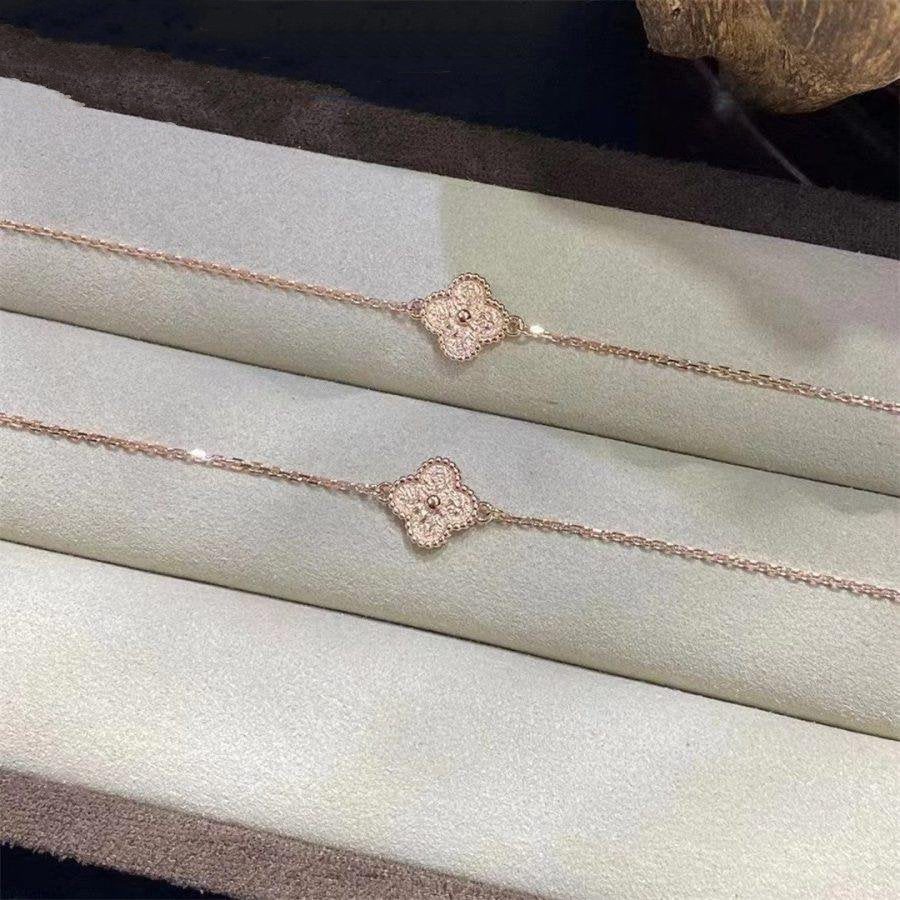 ¡®AuraJewelry¡¯CLOVER SINGLE FLOWER BRACELET